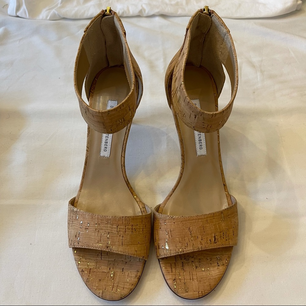 Diane von furstenberg kinder cork ankle strap heel